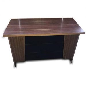 اجاره میز اداری کارمندی